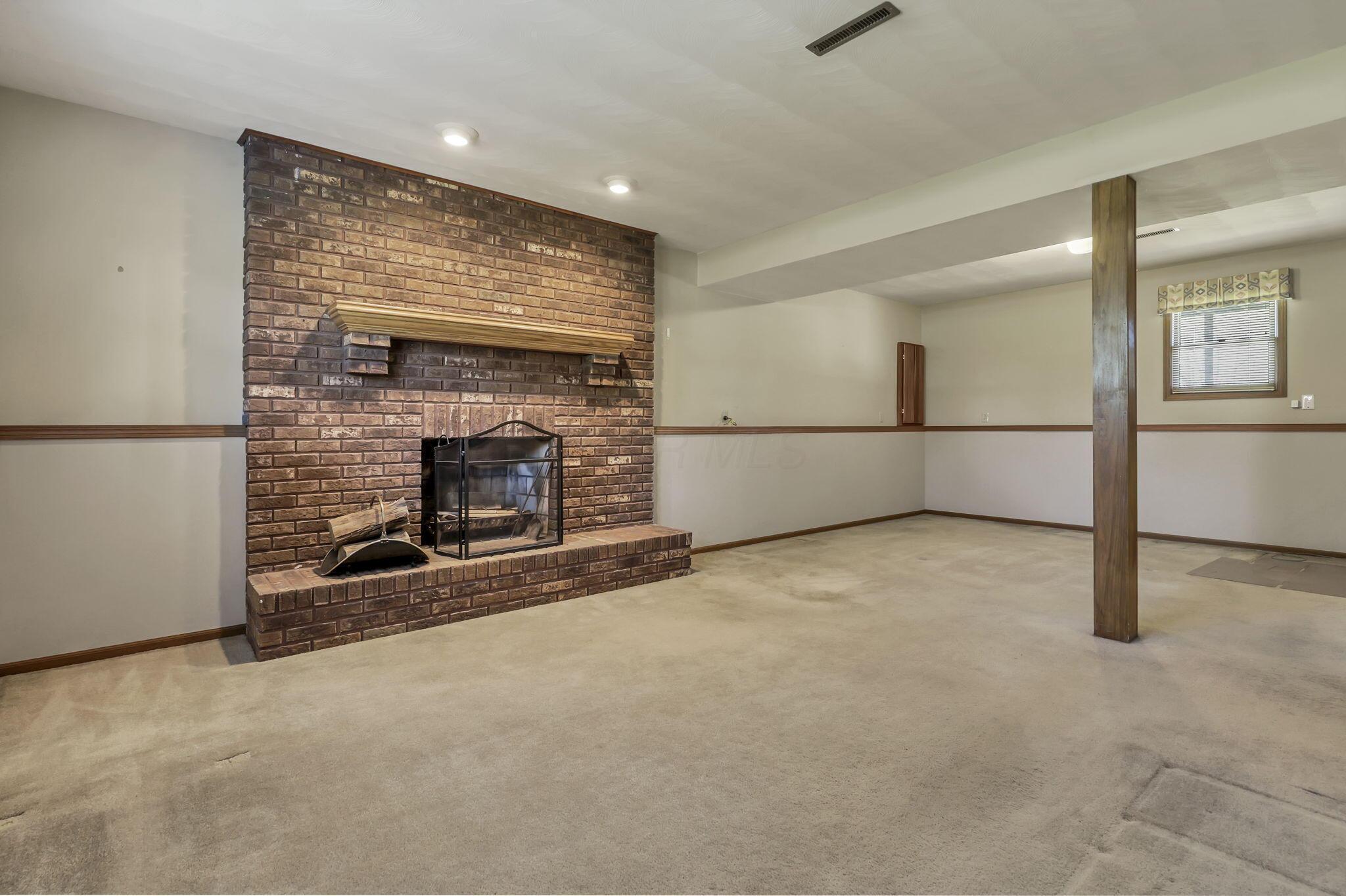 2085 Pierre Drive, Zanesville, Ohio image 33