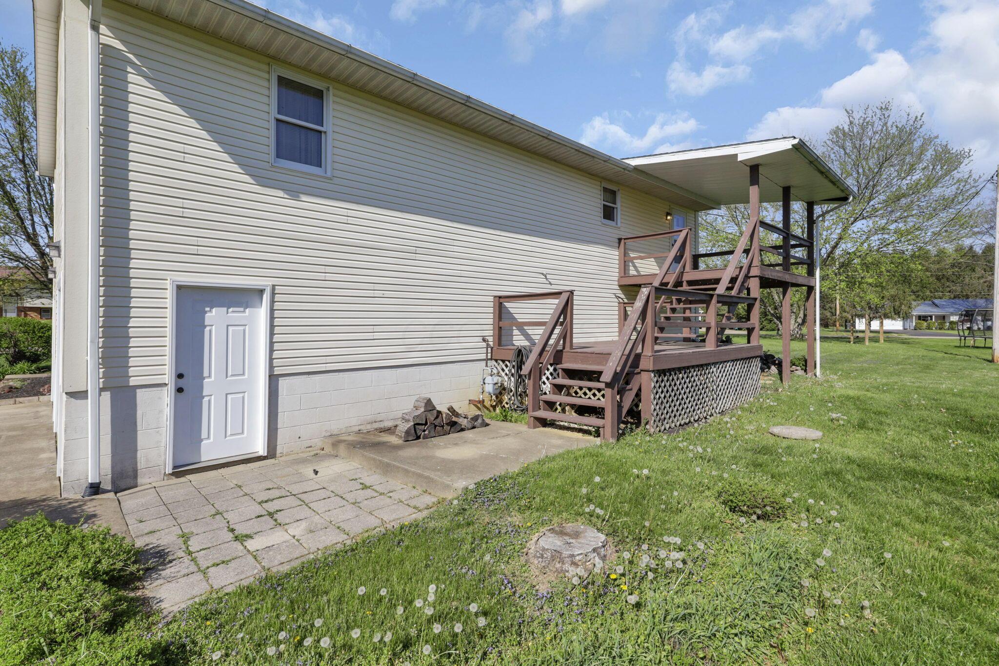 2085 Pierre Drive, Zanesville, Ohio image 21