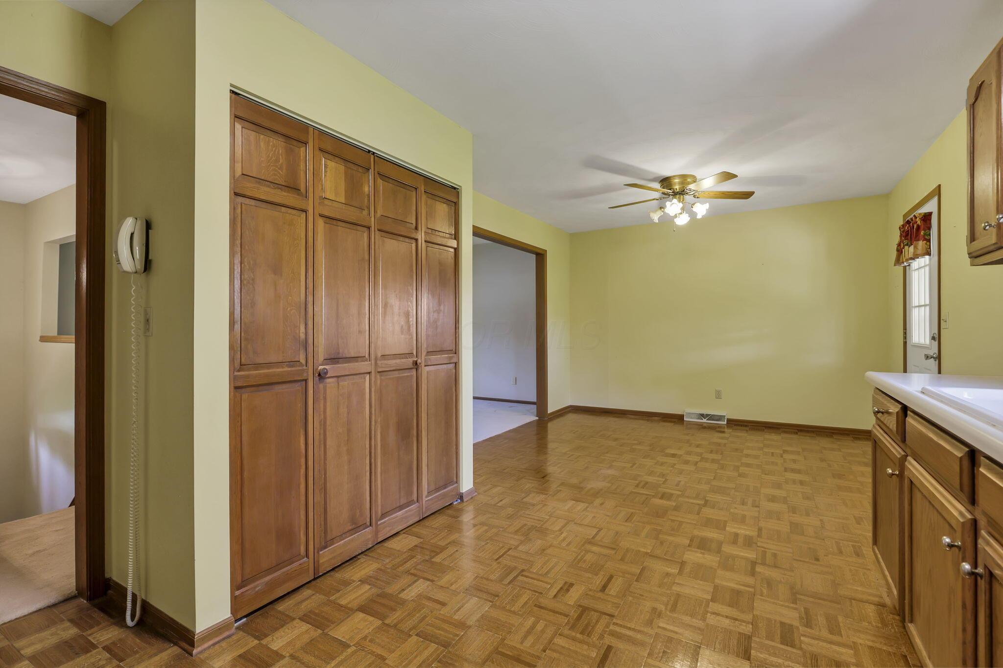 2085 Pierre Drive, Zanesville, Ohio image 44