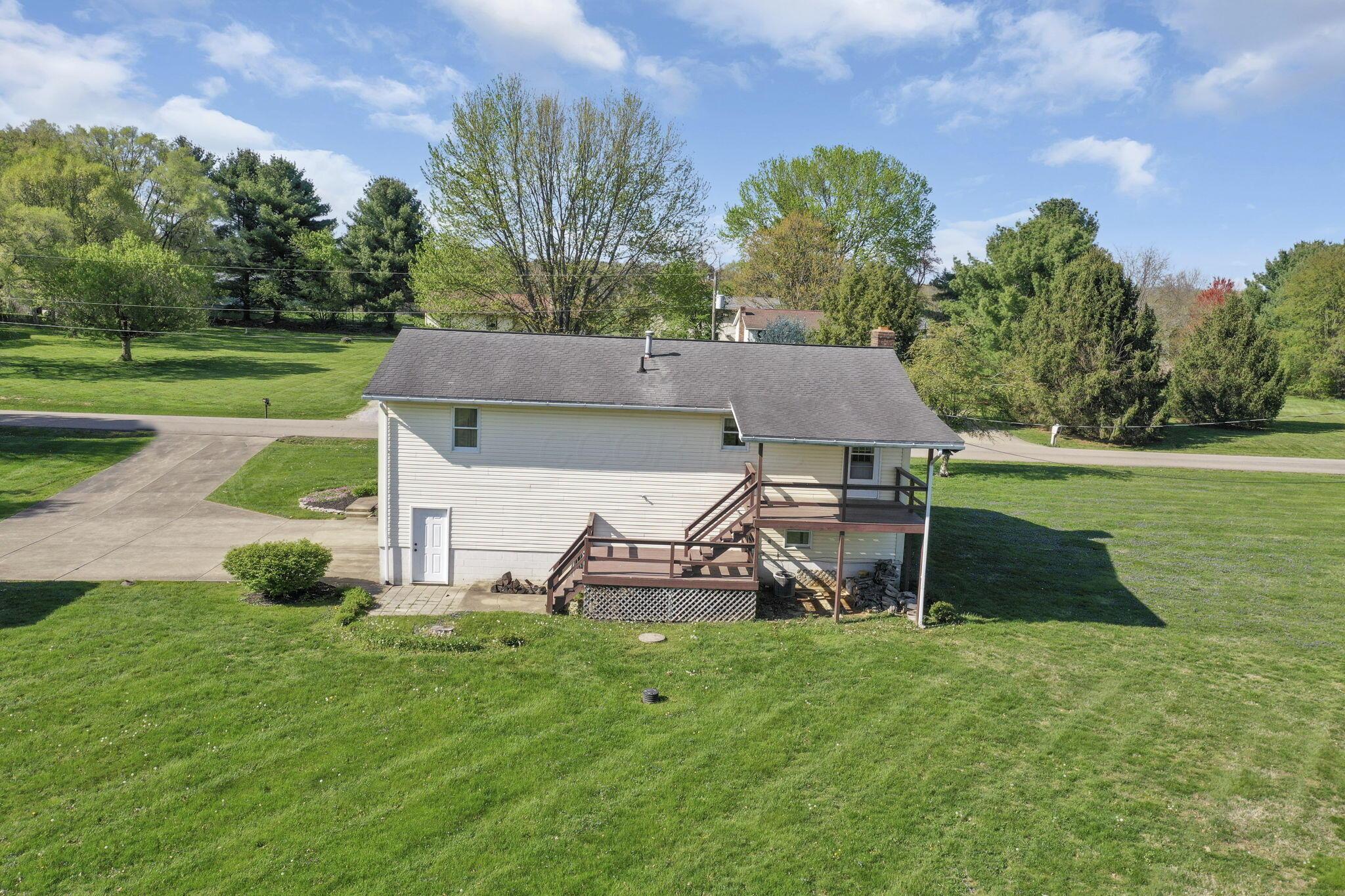 2085 Pierre Drive, Zanesville, Ohio image 15