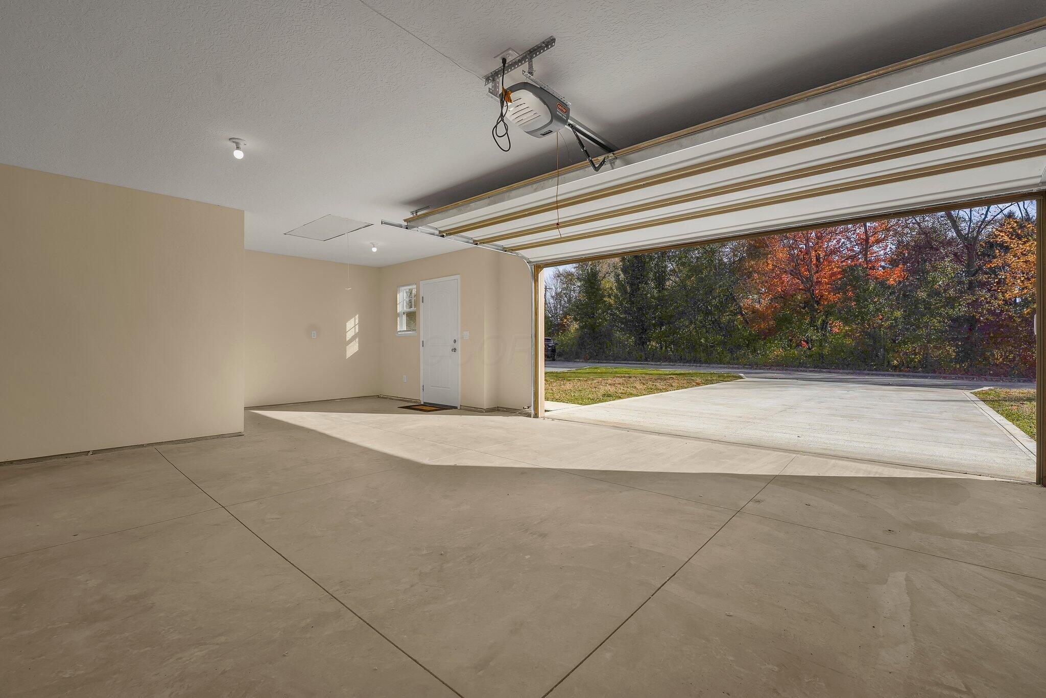 611 Woods Edge Lane, Newark, Ohio image 26