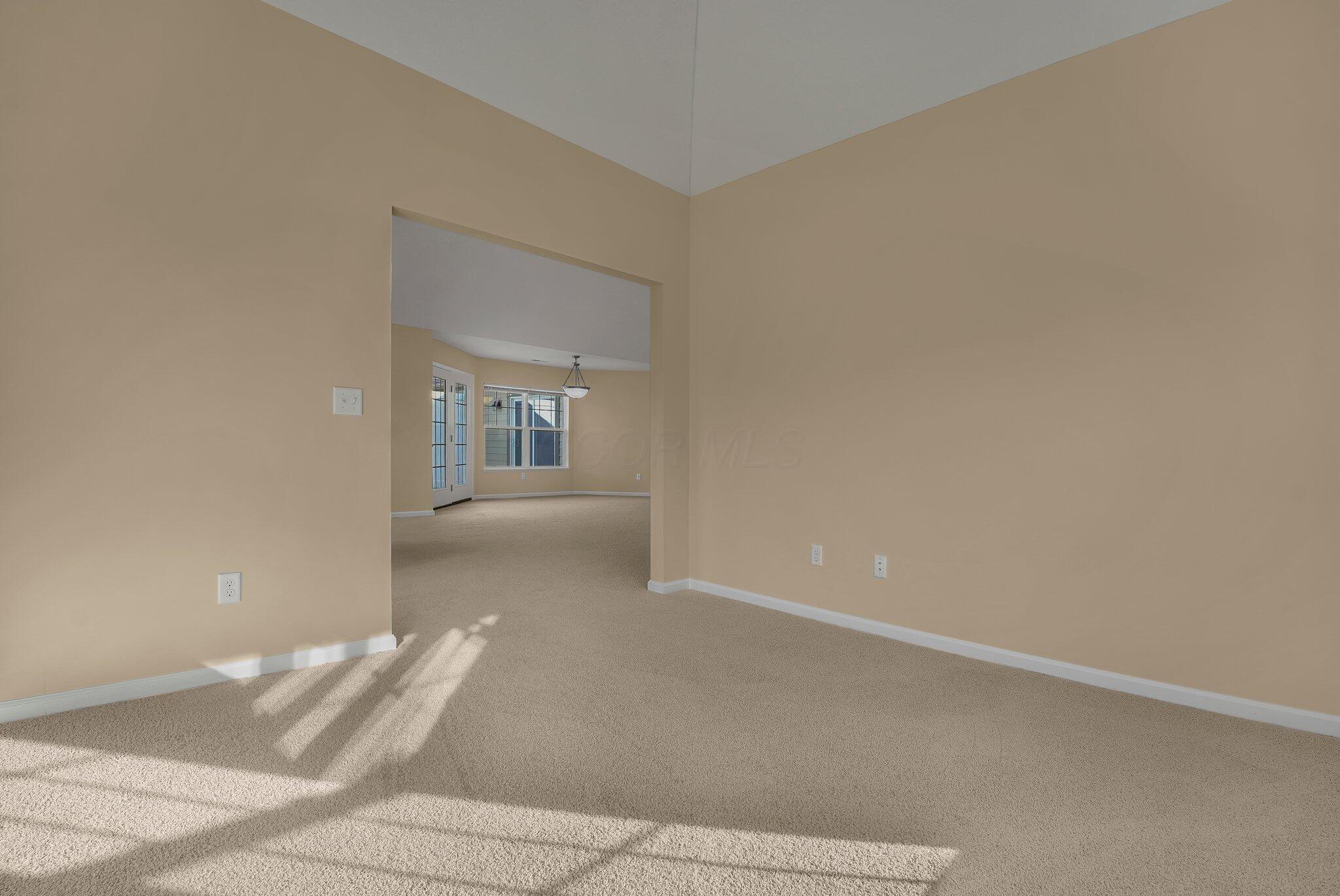 611 Woods Edge Lane, Newark, Ohio image 10