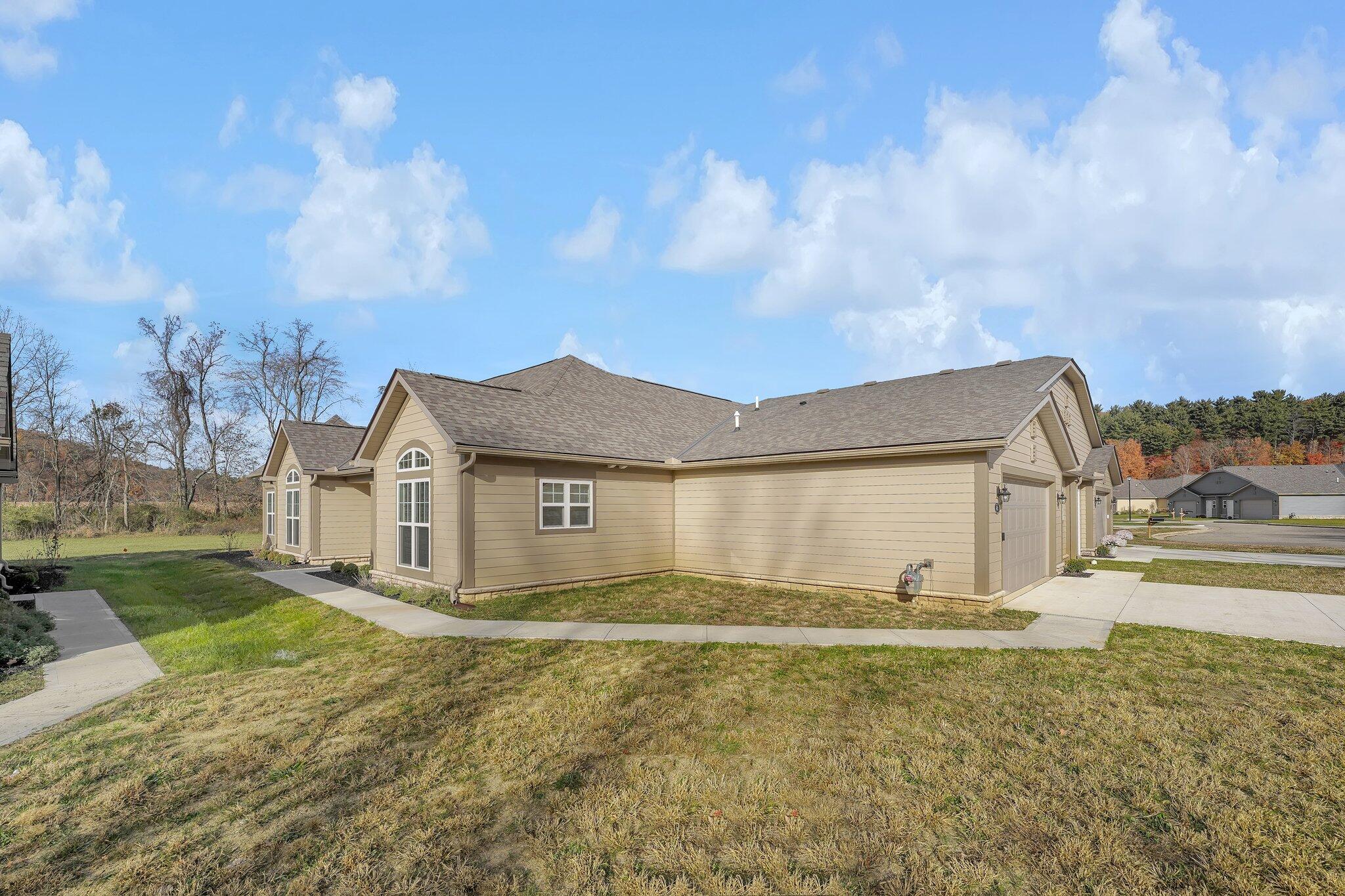 611 Woods Edge Lane, Newark, Ohio image 31