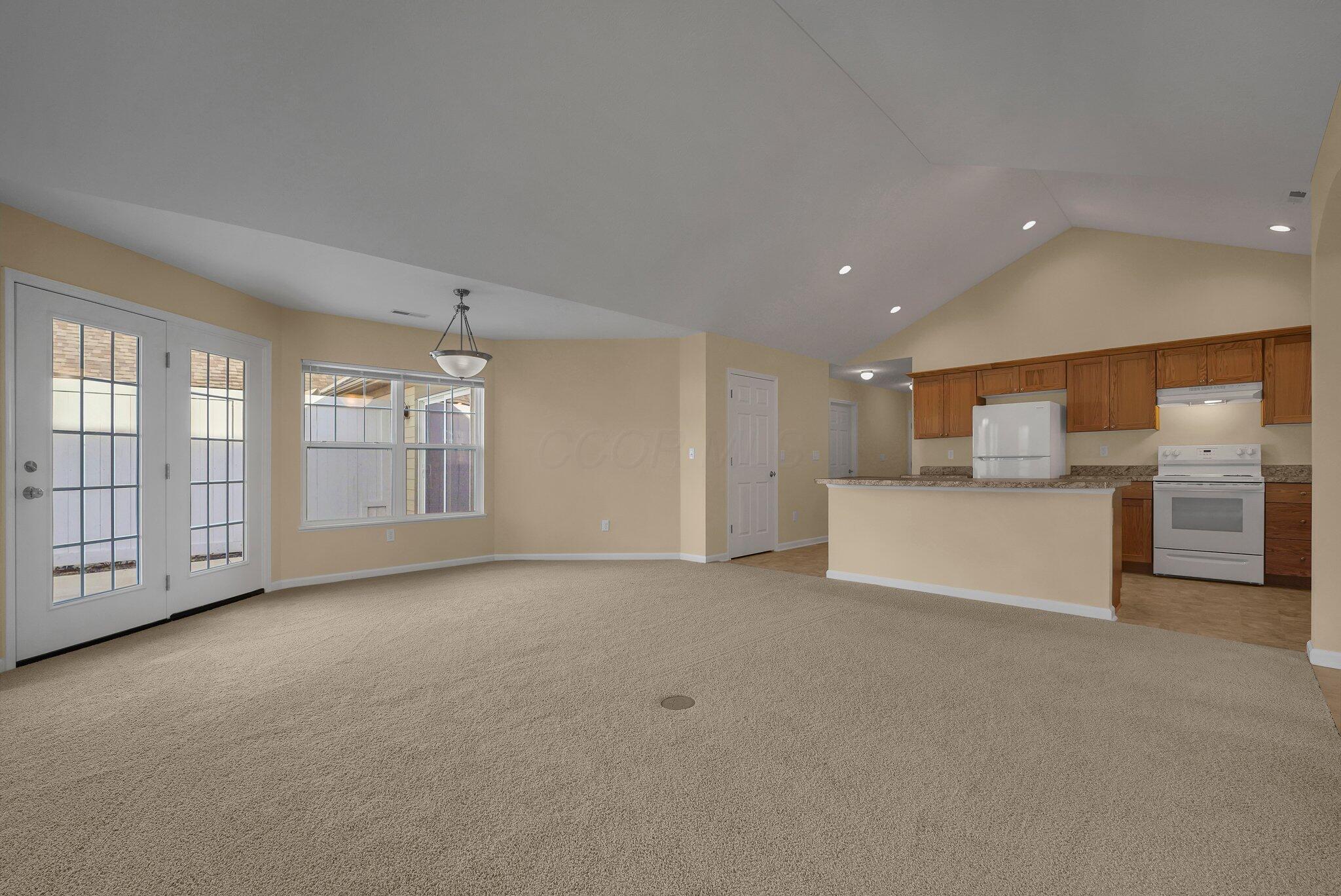 611 Woods Edge Lane, Newark, Ohio image 8