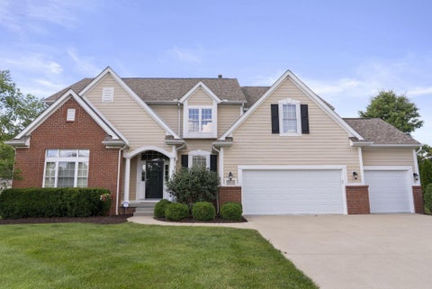 Photo of 8420 Meadowmoore Place, Pickerington, OH 43147 (MLS # 226024526)