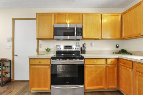 Tiny photo for 1383 Geranium Drive 265 #265, Blacklick, OH 43004 (MLS # 226004419)