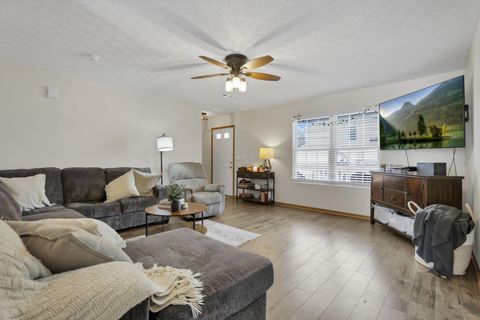 Tiny photo for 1383 Geranium Drive 265 #265, Blacklick, OH 43004 (MLS # 226004419)