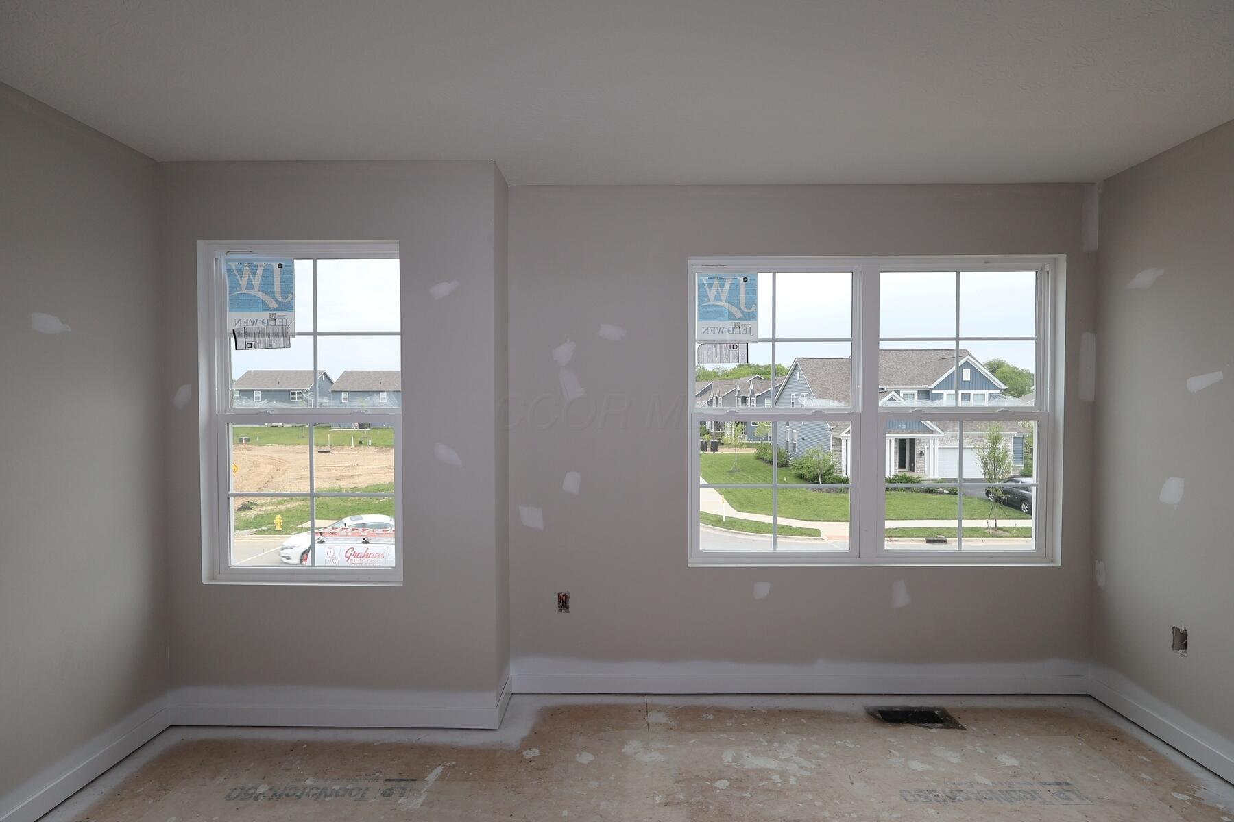 979 Heimat Haus Drive, Grove City, Ohio image 7