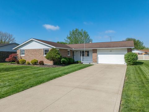 Photo of 529 Mayfield Drive, Marion, OH 43302 (MLS # 226012795)