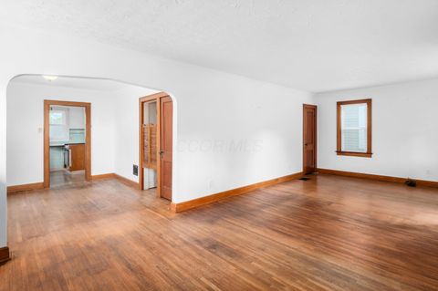 Tiny photo for 1378 Morning Avenue, Columbus, OH 43212 (MLS # 225037150)