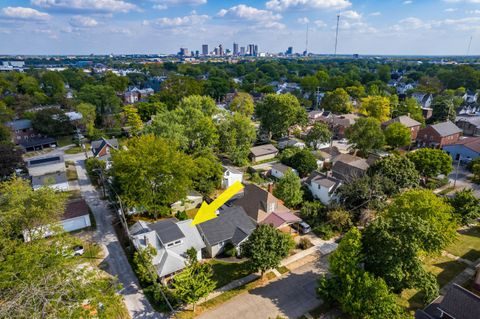 Tiny photo for 1378 Morning Avenue, Columbus, OH 43212 (MLS # 225037150)