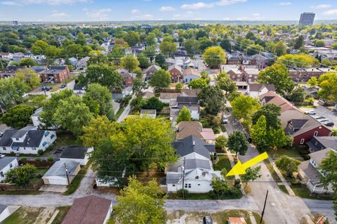 Tiny photo for 1378 Morning Avenue, Columbus, OH 43212 (MLS # 225037150)