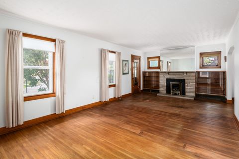 Tiny photo for 1378 Morning Avenue, Columbus, OH 43212 (MLS # 225037150)