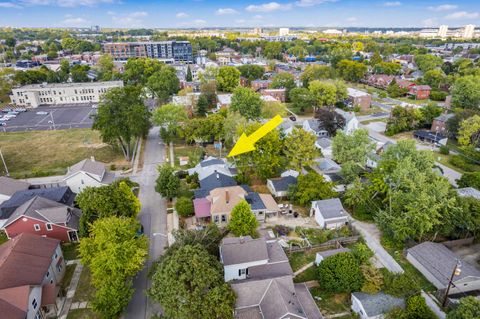 Tiny photo for 1378 Morning Avenue, Columbus, OH 43212 (MLS # 225037150)