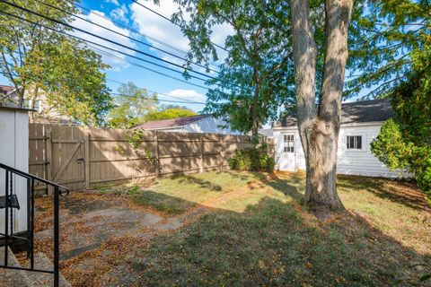 Tiny photo for 1378 Morning Avenue, Columbus, OH 43212 (MLS # 225037150)
