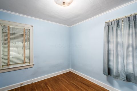 Tiny photo for 1378 Morning Avenue, Columbus, OH 43212 (MLS # 225037150)