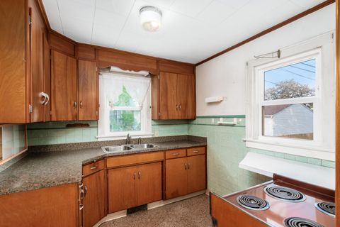 Tiny photo for 1378 Morning Avenue, Columbus, OH 43212 (MLS # 225037150)