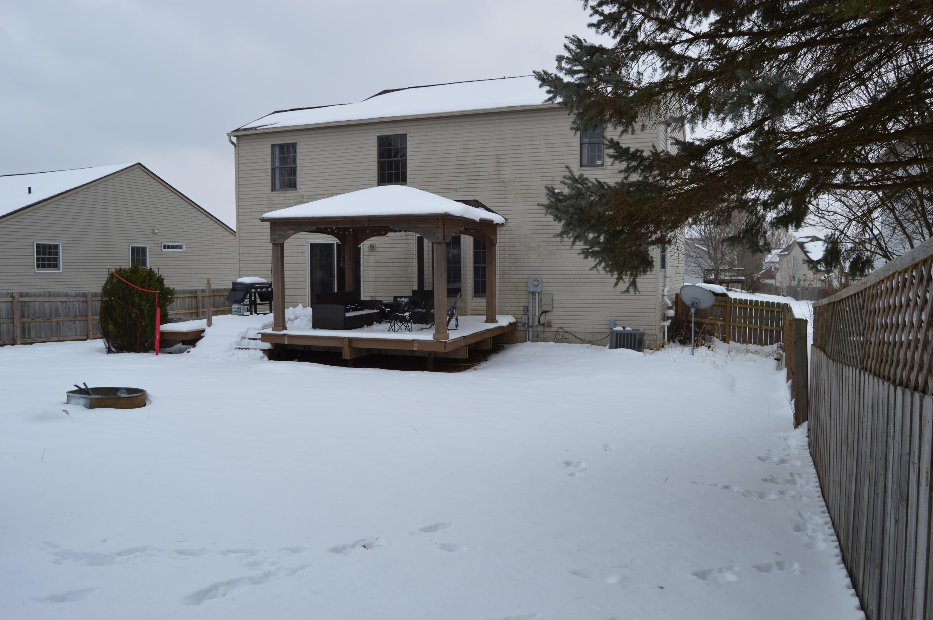 1093 Green Meadow Avenue