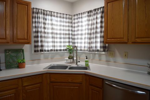 Tiny photo for 1093 Green Meadow Avenue, Lancaster, OH 43130 (MLS # 226003179)