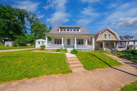Photo of 12 Mansfield Avenue, Mount Vernon, OH 43050 (MLS # 226019285)
