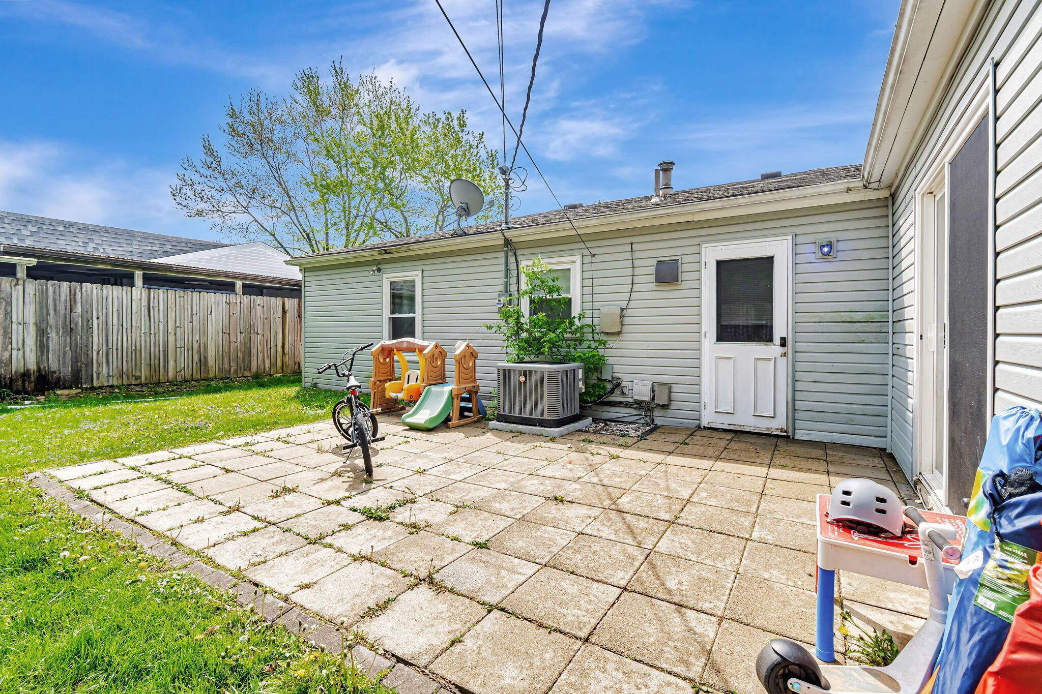 7418 Marlan Avenue, Reynoldsburg, Ohio image 31