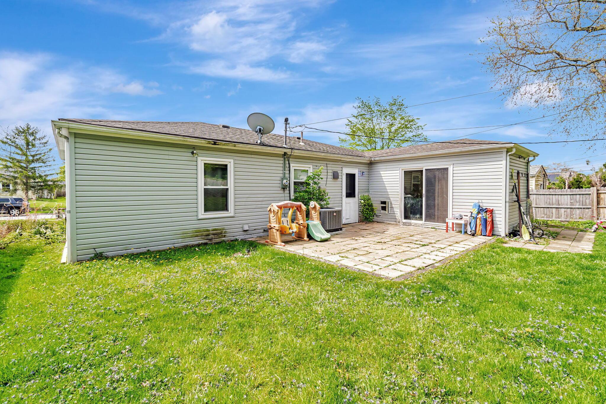 7418 Marlan Avenue, Reynoldsburg, Ohio image 32