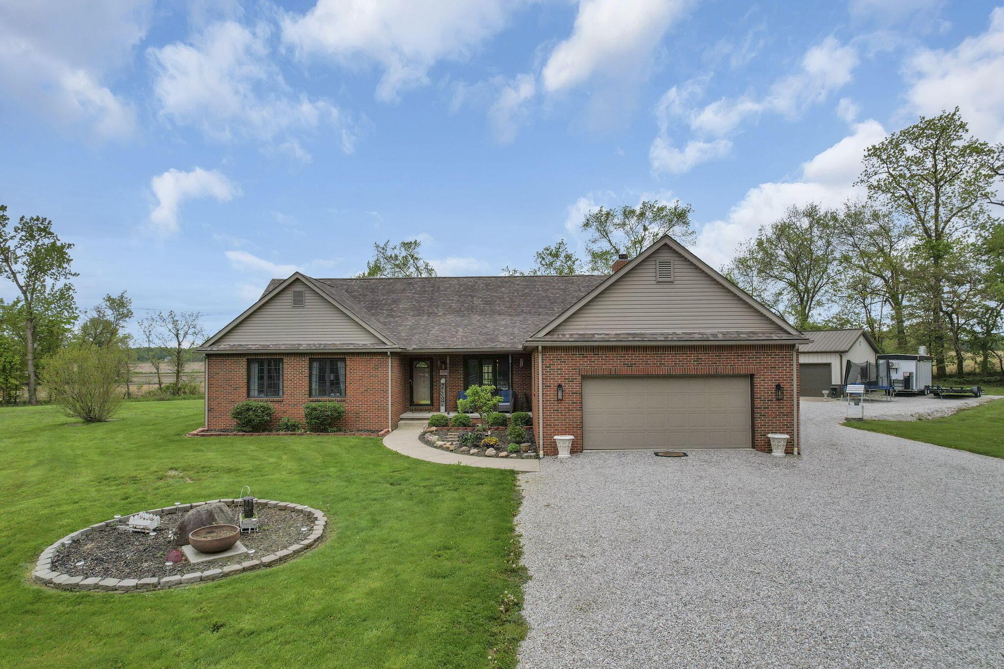 1719 Marion Road, Utica, Ohio image 2