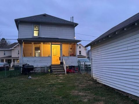 Tiny photo for 236 N 10th Street, Newark, OH 43055 (MLS # 225044470)