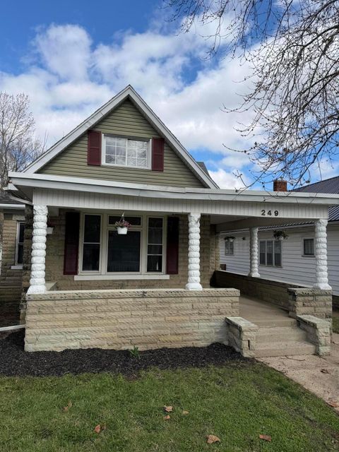 Photo of 249 Madeira Avenue, Chillicothe, OH 45601 (MLS # 226009040)