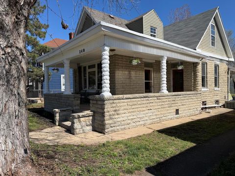 Photo of 249 Madeira Avenue, Chillicothe, OH 45601 (MLS # 226009040)