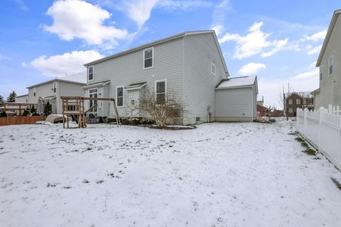 Tiny photo for 566 Preston Trails Drive, Pickerington, OH 43147 (MLS # 226004433)