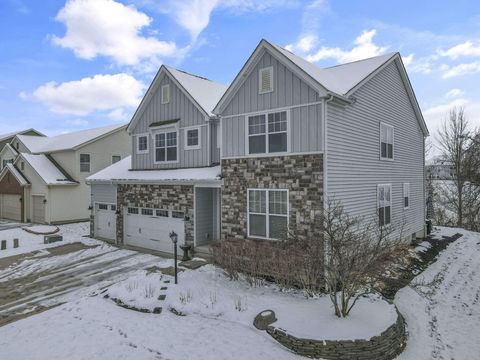 Tiny photo for 566 Preston Trails Drive, Pickerington, OH 43147 (MLS # 226004433)