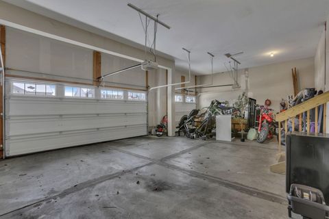 Tiny photo for 566 Preston Trails Drive, Pickerington, OH 43147 (MLS # 226004433)