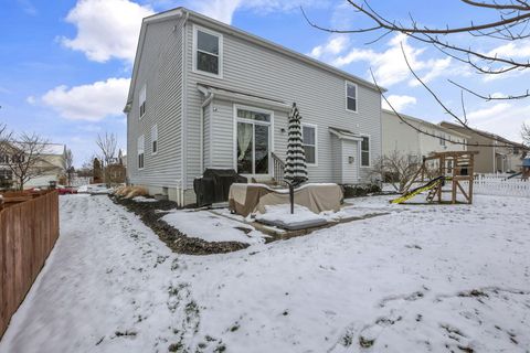 Tiny photo for 566 Preston Trails Drive, Pickerington, OH 43147 (MLS # 226004433)