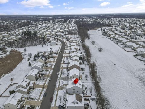 Tiny photo for 566 Preston Trails Drive, Pickerington, OH 43147 (MLS # 226004433)