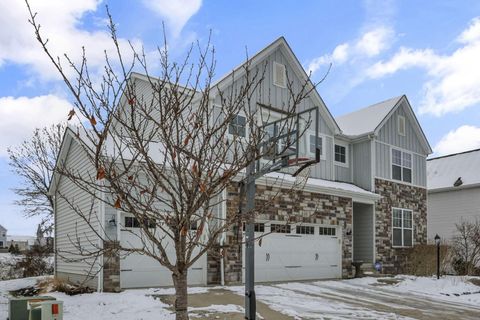 Tiny photo for 566 Preston Trails Drive, Pickerington, OH 43147 (MLS # 226004433)