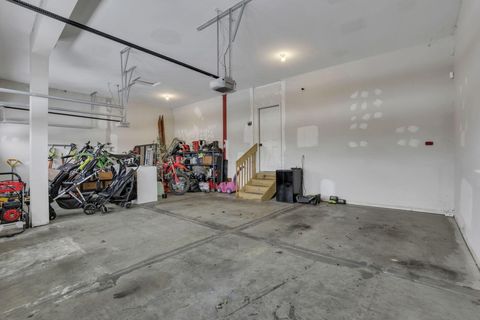 Tiny photo for 566 Preston Trails Drive, Pickerington, OH 43147 (MLS # 226004433)