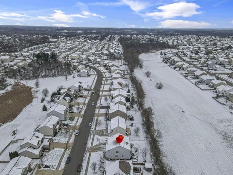 Tiny photo for 566 Preston Trails Drive, Pickerington, OH 43147 (MLS # 226004433)