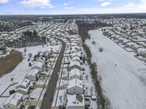 Tiny photo for 566 Preston Trails Drive, Pickerington, OH 43147 (MLS # 226004433)