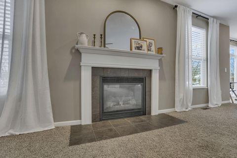 Tiny photo for 566 Preston Trails Drive, Pickerington, OH 43147 (MLS # 226004433)