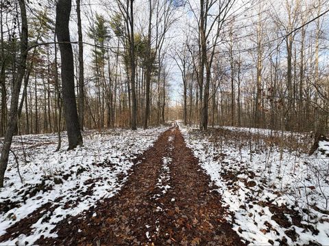 Photo of 0 Ridgeland Road, Vinton, OH 45686 (MLS # 225045086)