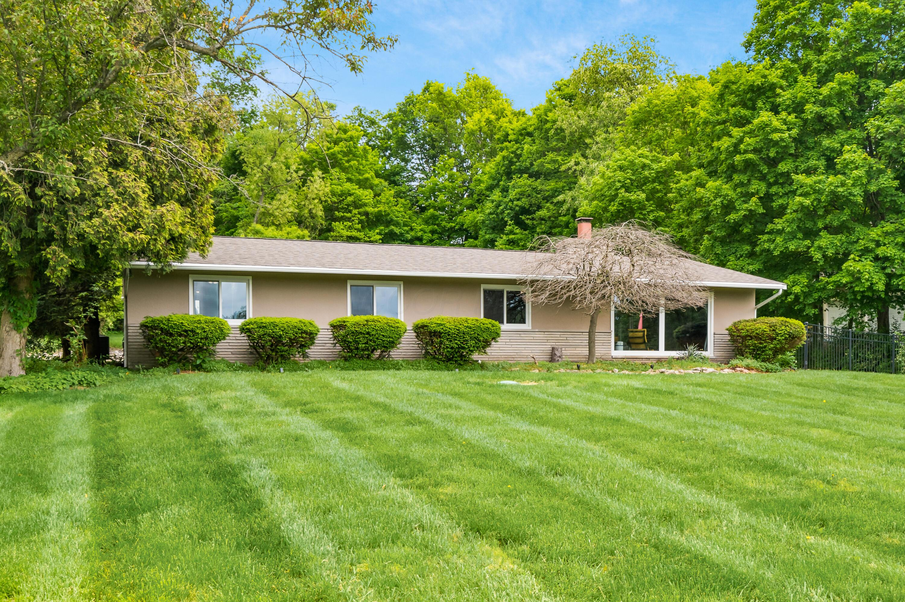 7321 Riverside Drive, Powell, Ohio image 3