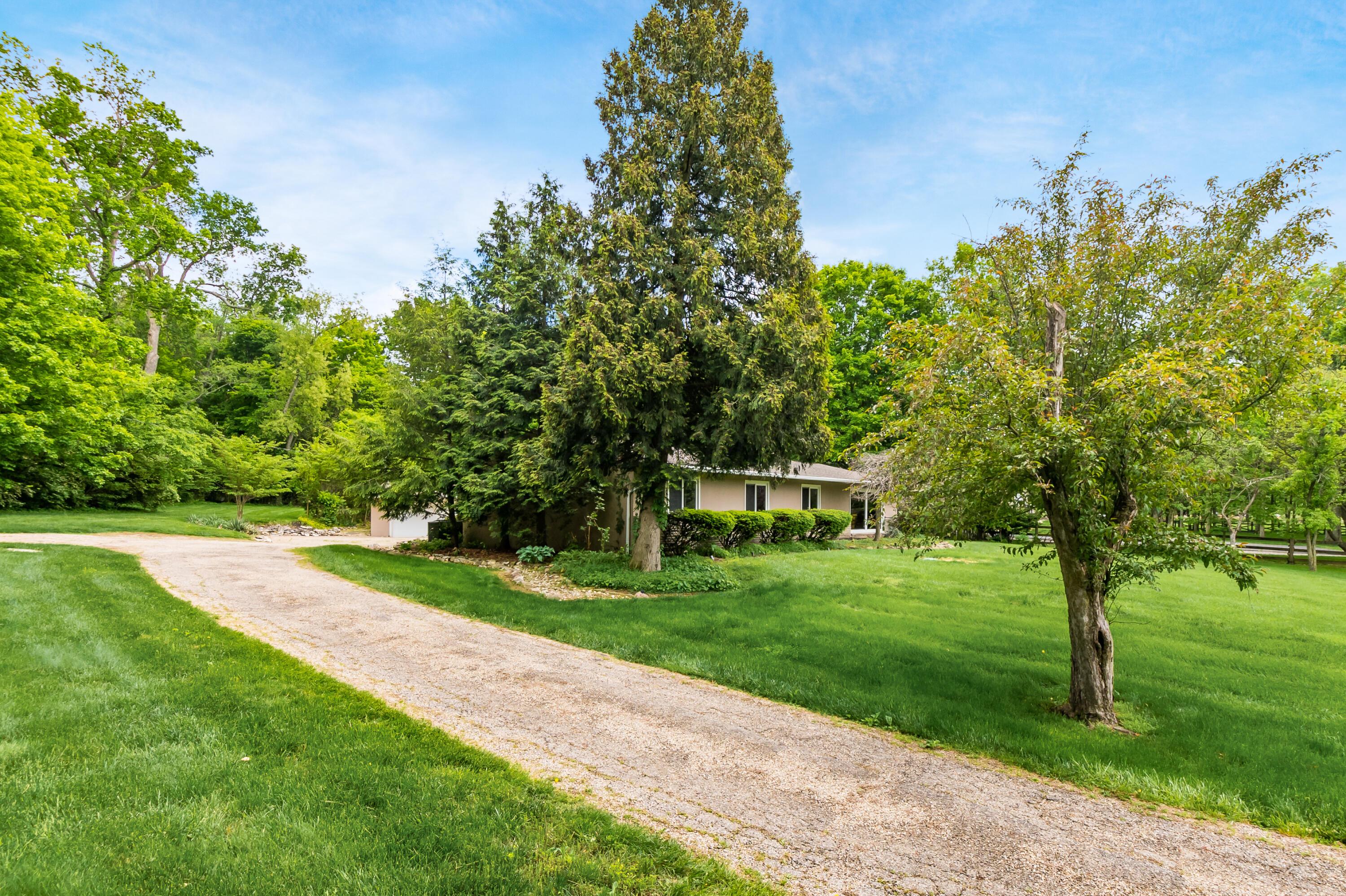 7321 Riverside Drive, Powell, Ohio image 5
