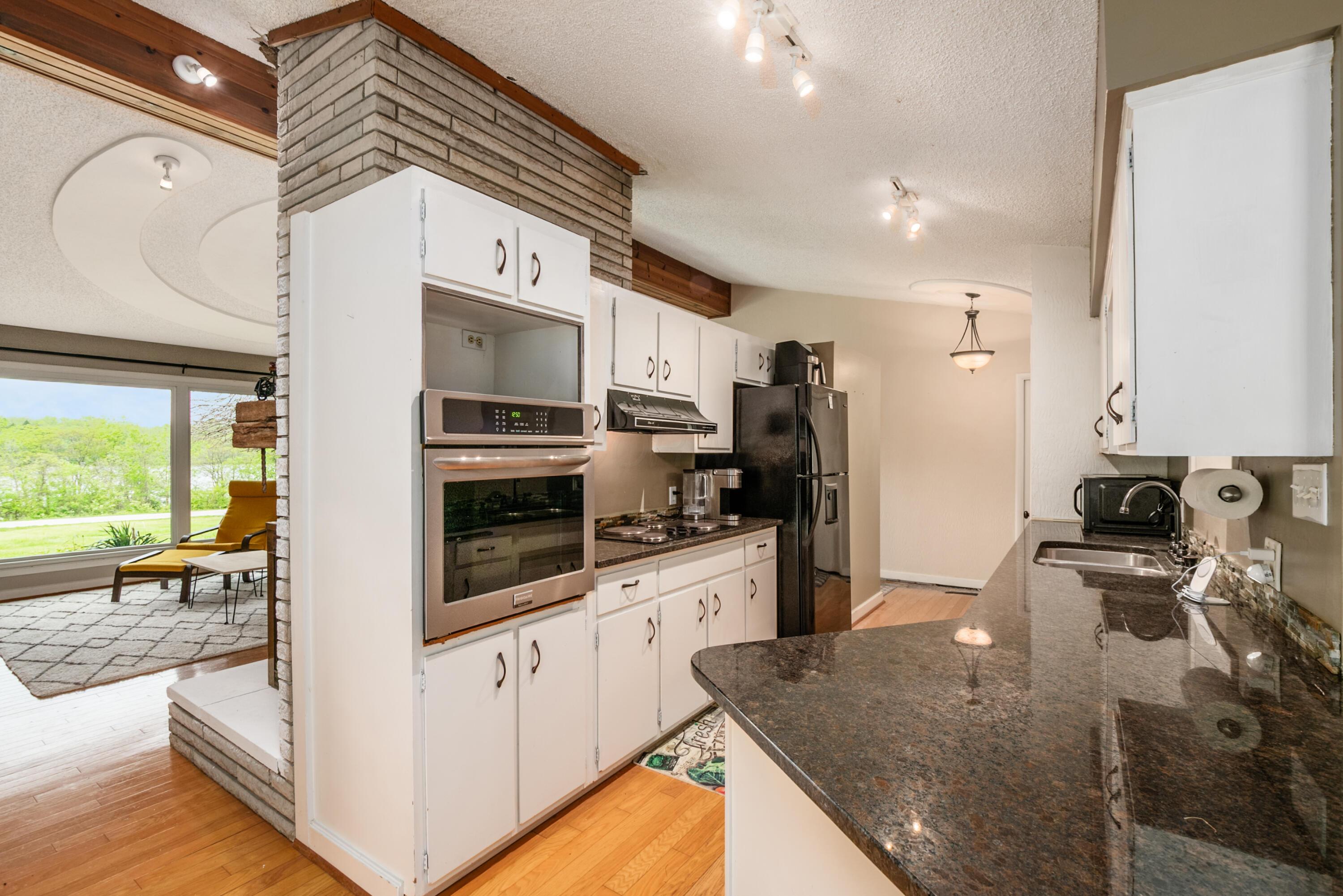 7321 Riverside Drive, Powell, Ohio image 15