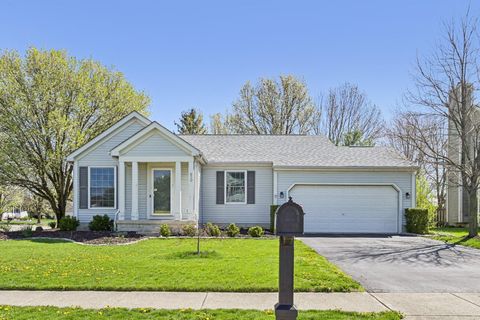 Photo of 830 Parade Place, Galloway, OH 43119 (MLS # 226011247)