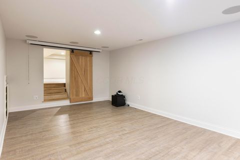Tiny photo for 7747 Sutton Place, New Albany, OH 43054 (MLS # 225027142)