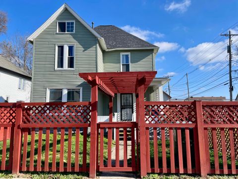 Photo of 28 N Princeton Avenue, Columbus, OH 43222 (MLS # 225044007)