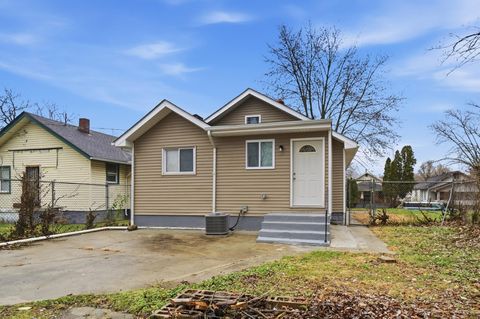 Tiny photo for 941 Leland Avenue, Dayton, OH 45402 (MLS # 225045434)