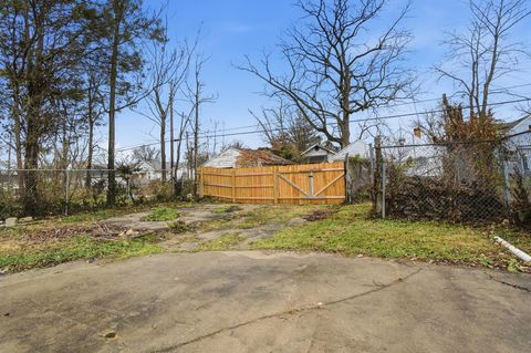 Tiny photo for 941 Leland Avenue, Dayton, OH 45402 (MLS # 225045434)