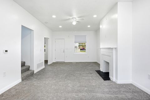 Tiny photo for 27 S Oakley Avenue, Columbus, OH 43204 (MLS # 225039626)